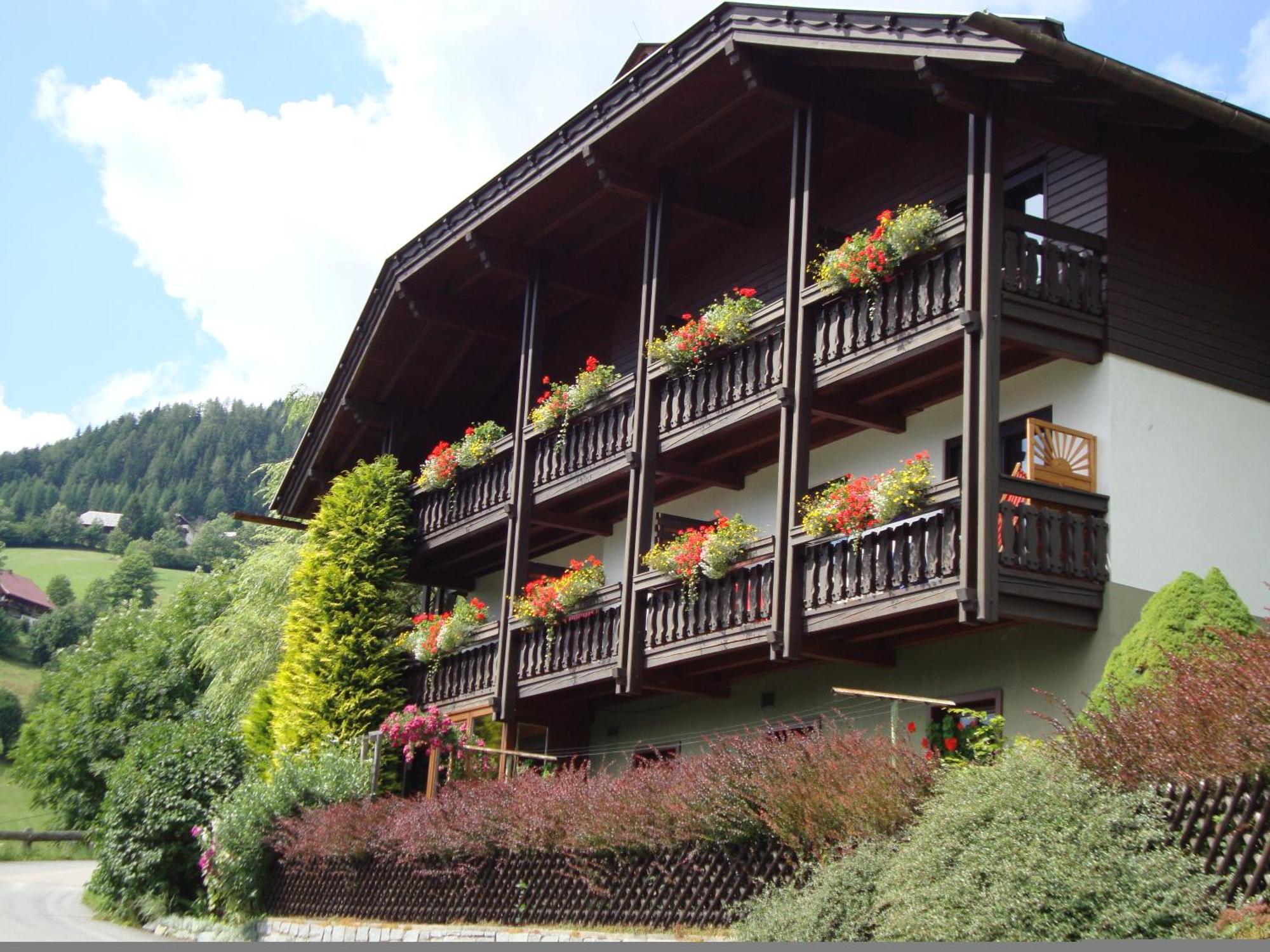 Krönhof Hotell Bad Kleinkirchheim Exteriör bild