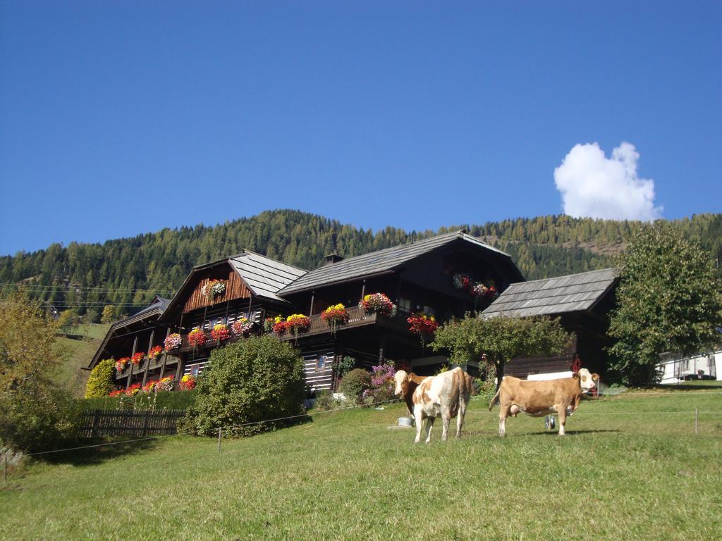 Krönhof Hotell Bad Kleinkirchheim Exteriör bild